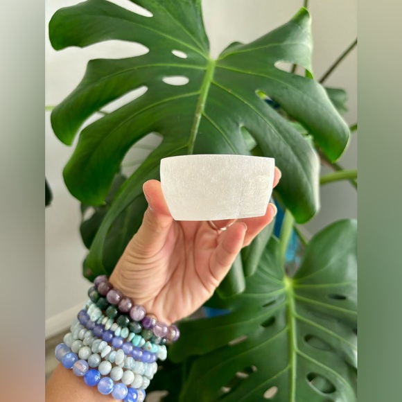 Selenite Bowl - Picture 3 of 5